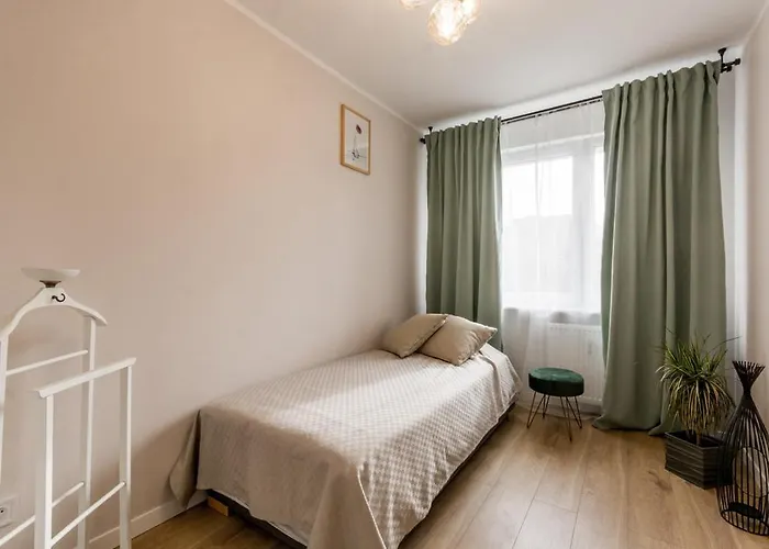 Cali/poznan, Urocze Winogrady Apartmán Poznaň