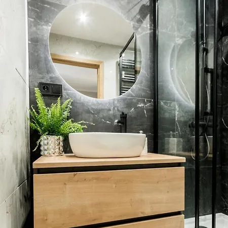 Cali/poznan, Urocze Winogrady Apartment